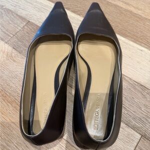 Bottega Veneta Brown pointed toe flats